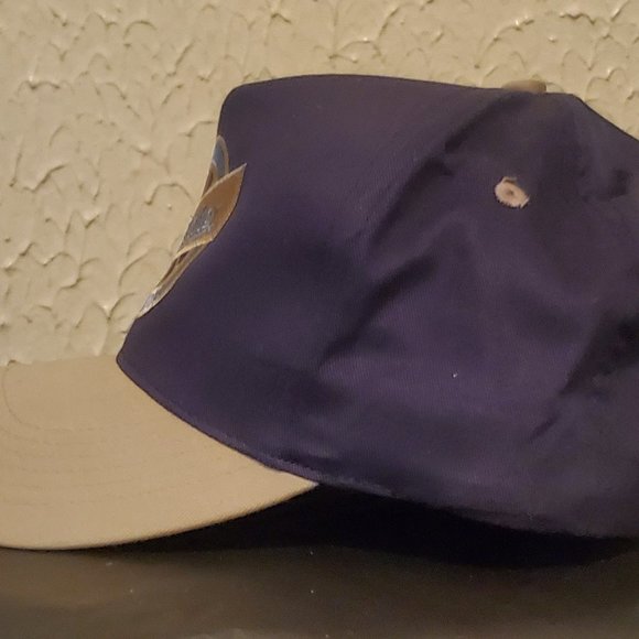 Vintage Studebaker Snap Back Trucker Hat. Embroidered Logo. Great Condition - Picture 3 of 5